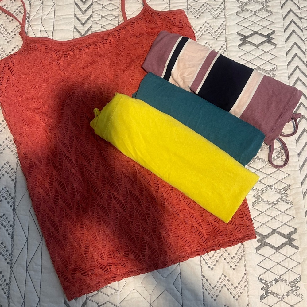 Loft camis 2 medium and 2 large